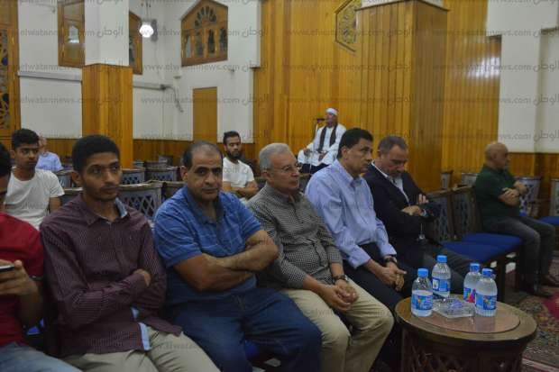 «الخطيب وشحاتة» على رأس الحاضرين لعزاء عبد الرحيم محمد