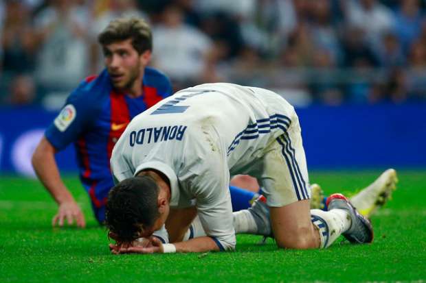 كلاسيكو الأرض| صور ميسي وفرحة برشلونة وحسرة ريال مدريد