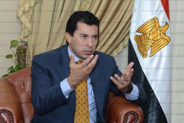 الحوار الكامل| أشرف صبحى: تدخلت فى أزمة محمد صلاح بدافع الحفاظ عليه.. وطلبت من وكيل أعماله تبادل الخطابات مع اتحاد الكرة بهدوء